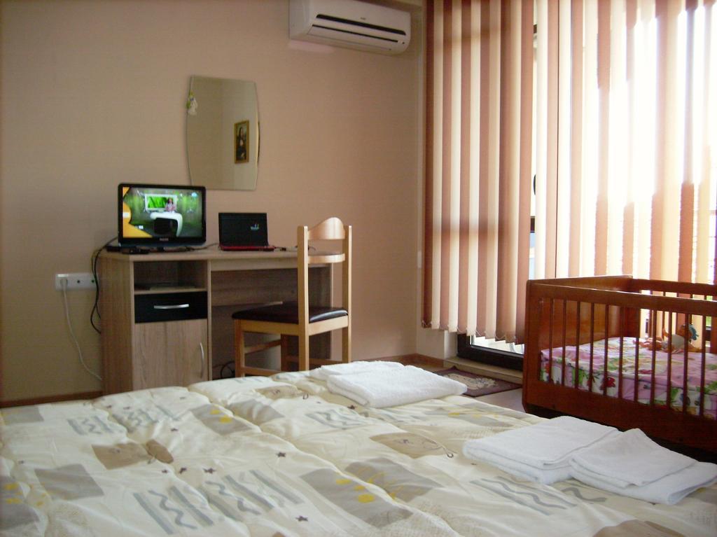 Ddenko Apartment Burgas City Cameră foto